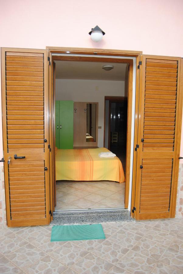 B&B Arenosu25 อาลเกโร ภายนอก รูปภาพ