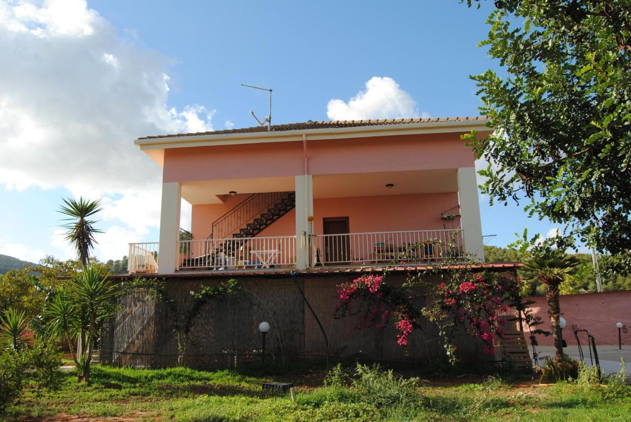 B&B Arenosu25 อาลเกโร ภายนอก รูปภาพ