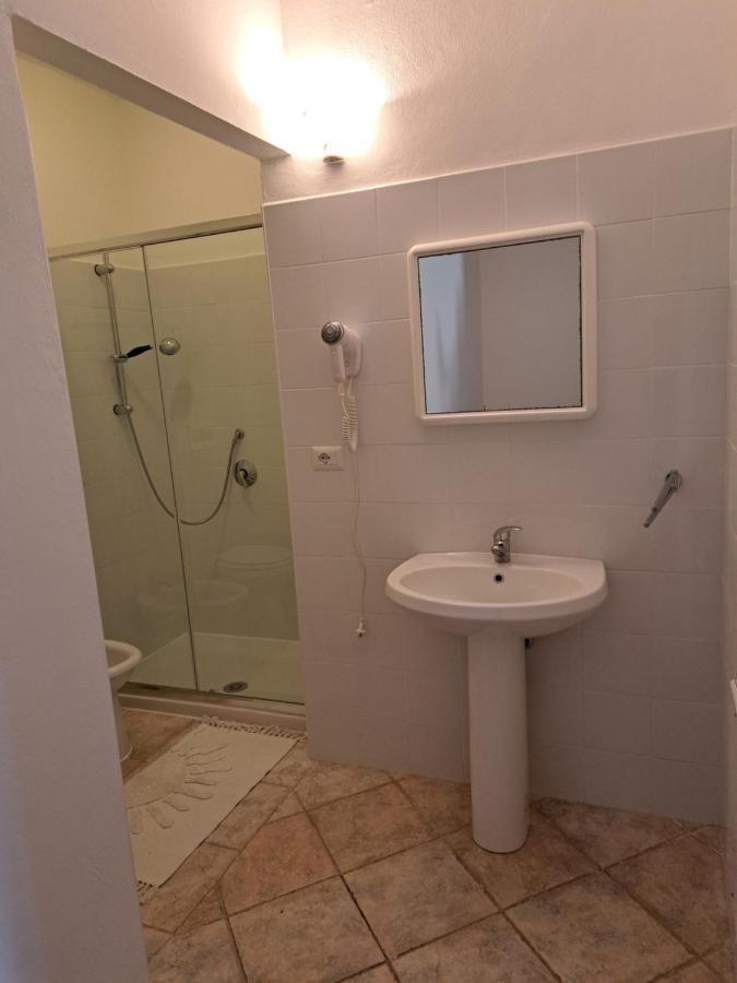 B&B Arenosu25 อาลเกโร ภายนอก รูปภาพ