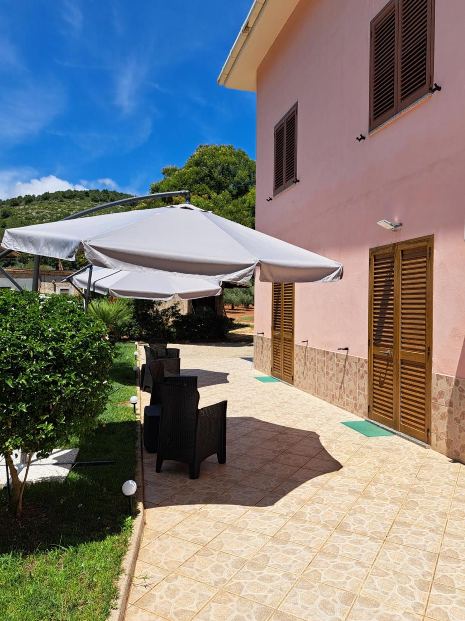 B&B Arenosu25 อาลเกโร ภายนอก รูปภาพ
